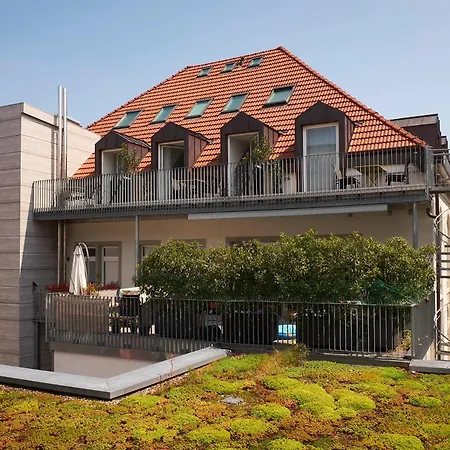 Koenigsschlaf No3 - Grosse Mit Balkon In Der Konstanzer Altstadt Konstanz