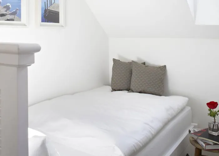 Koenigsschlaf No3 - Grosse Mit Balkon In Der Konstanzer Altstadt * Konstanz