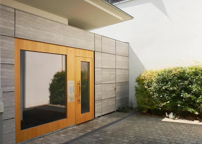 Koenigsschlaf No3 - Grosse Mit Balkon In Der Konstanzer Altstadt *